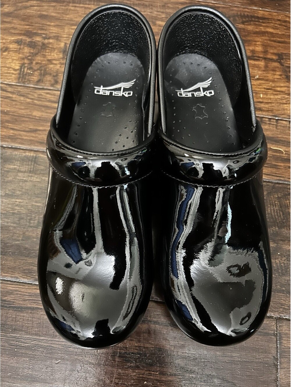 Dansko Clogs Shiny Patent Black Leather EU 38/ US 7.5-8